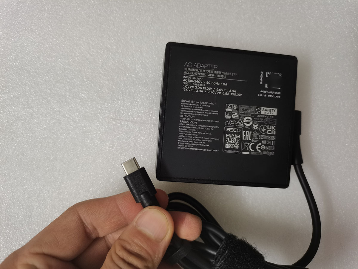 ADP-130HB B 20V 6.5A TYPE-C 13 - Pc Gaming Asus Rog reseña y precio